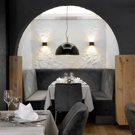 Szálloda Alpenhof 4*