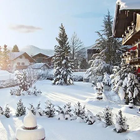 Hotel Alpenhof 4*