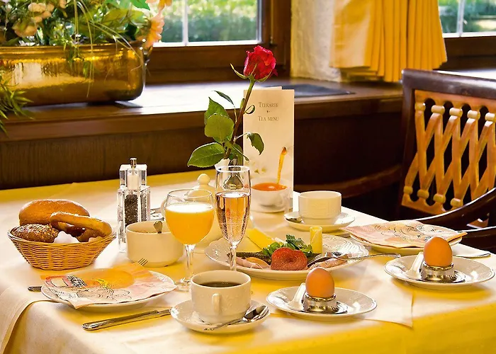 Hotel Alpenhof 4*