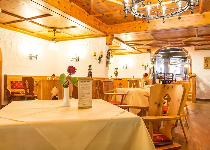 Hotel Alpenhof 4*