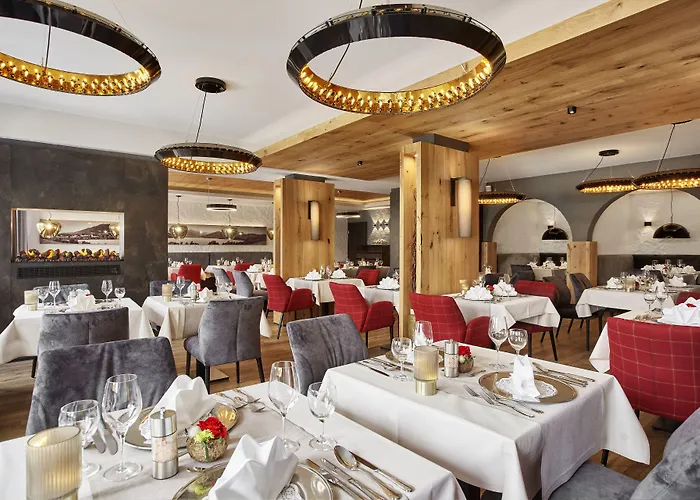 Hotel Alpenhof 4*